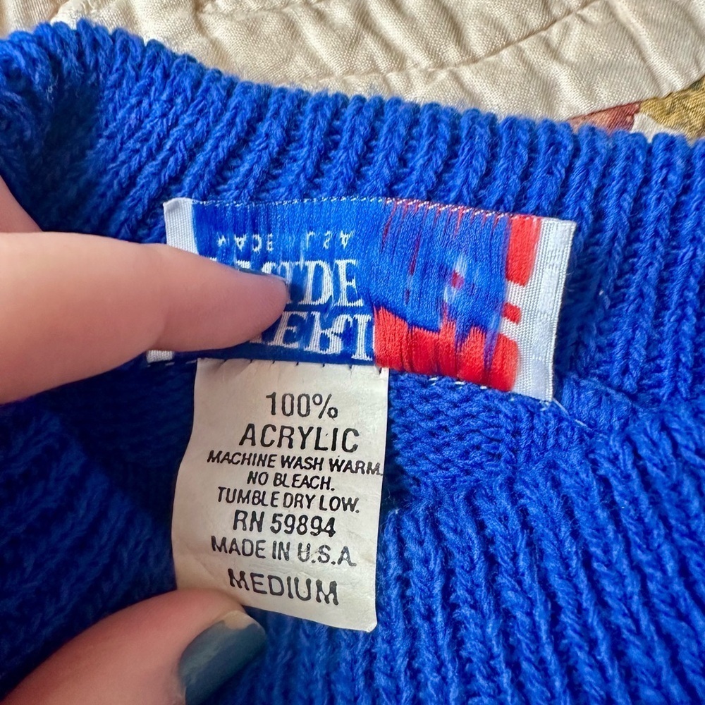 Blue & red American Pride vintage 80s grandpa fisherman crewneck sweater. Size M - Picture 6 of 6